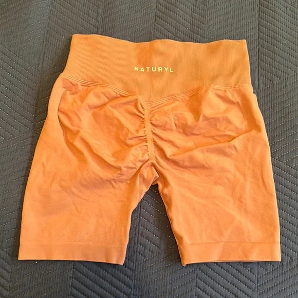 Naturyl peach workout shorts biker shorts - Picture 1 of 2